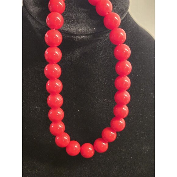 Vtg Signed Oops A Daisy Red Lucite Bead Necklace 12” Gold Tone - Picture 2 of 6